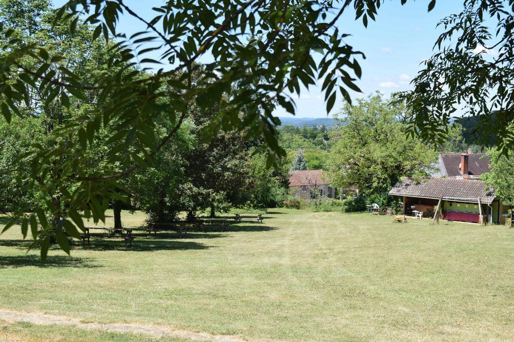 Camping Chez Francis Loupiac (Lot) Ngoại thất bức ảnh
